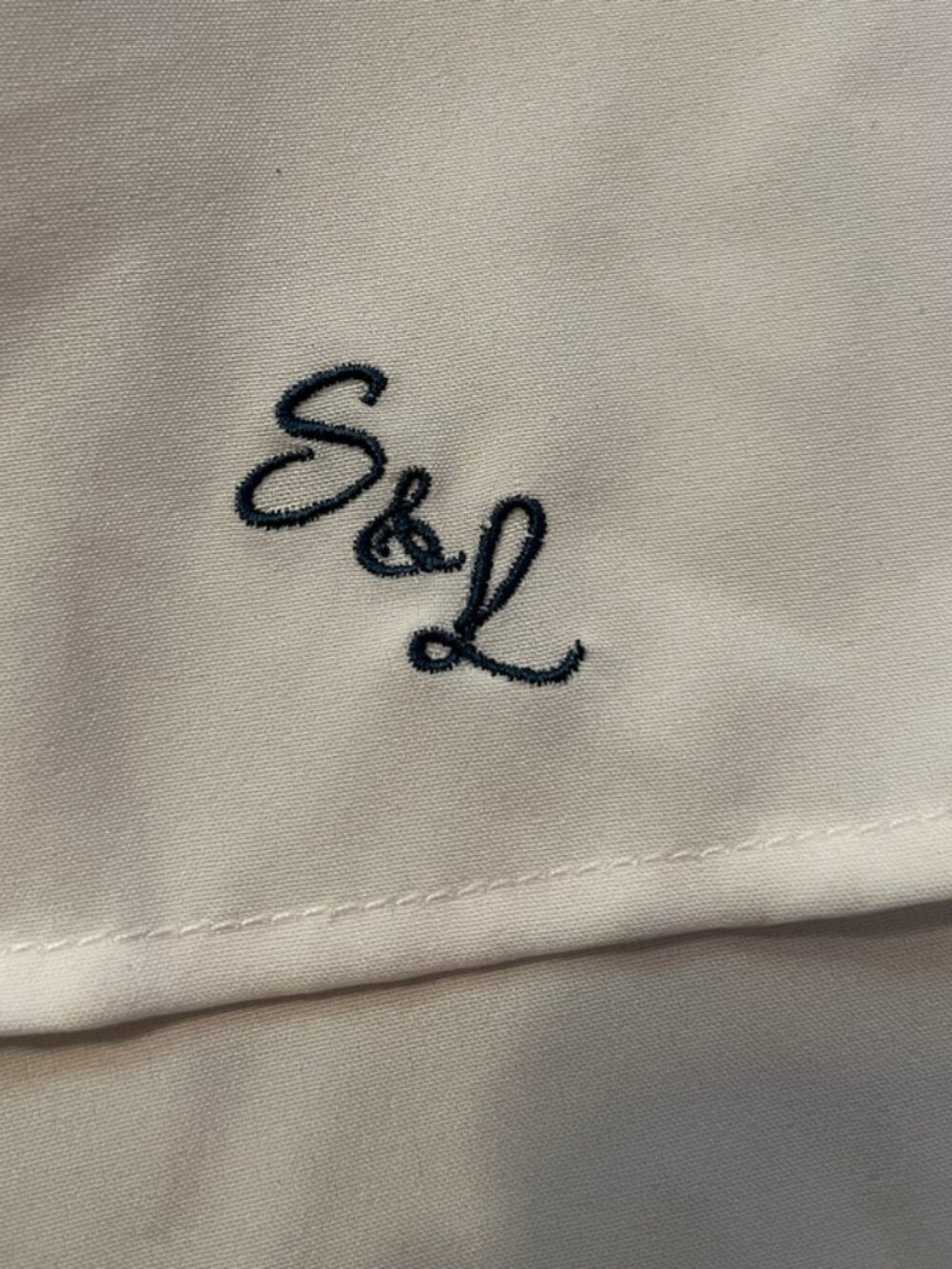 NWT State & Liberty The Springer Athletic Fit Shirt Sz M White with Navy Accents - Picture 9 of 16